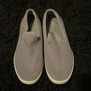 grey allbirds